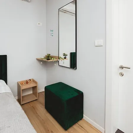 New Near New Bazaar - Center Apartment