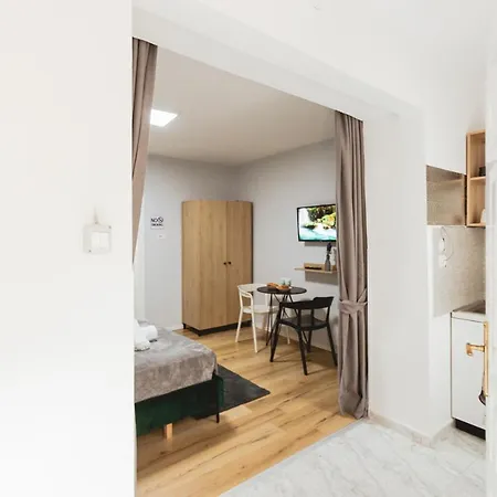 - Steps Form New Bazaar * Tirana