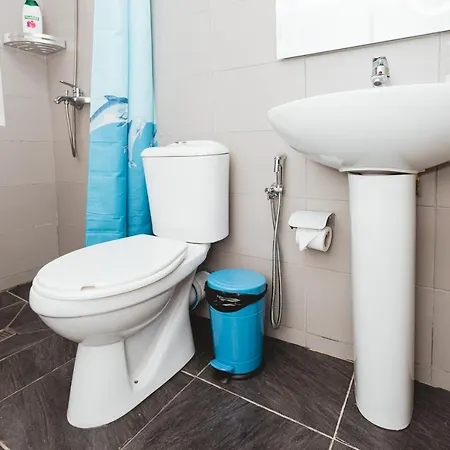 - Steps Form New Bazaar * Tirana