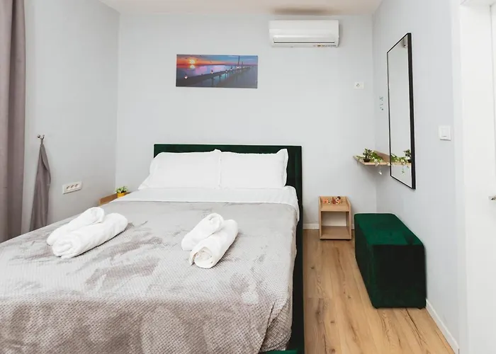 - Steps Form New Bazaar Apartament *