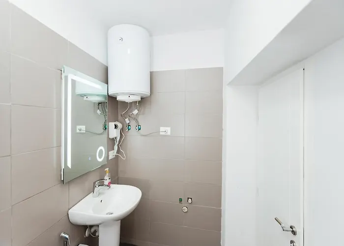 Apartament - Steps Form New Bazaar *